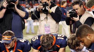 Tim Tebow Is So Uncontroversial The <em>Times</em> Is Afraid To Say What's Not Controversial About Him